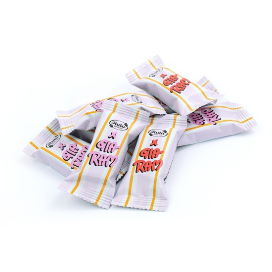 Suflė saldainiai su avietėmis ir juoduoju šokoladu (55 %) „Gia Ram“, 115 g