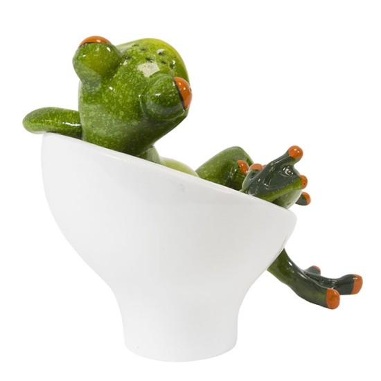 A frog in a chair